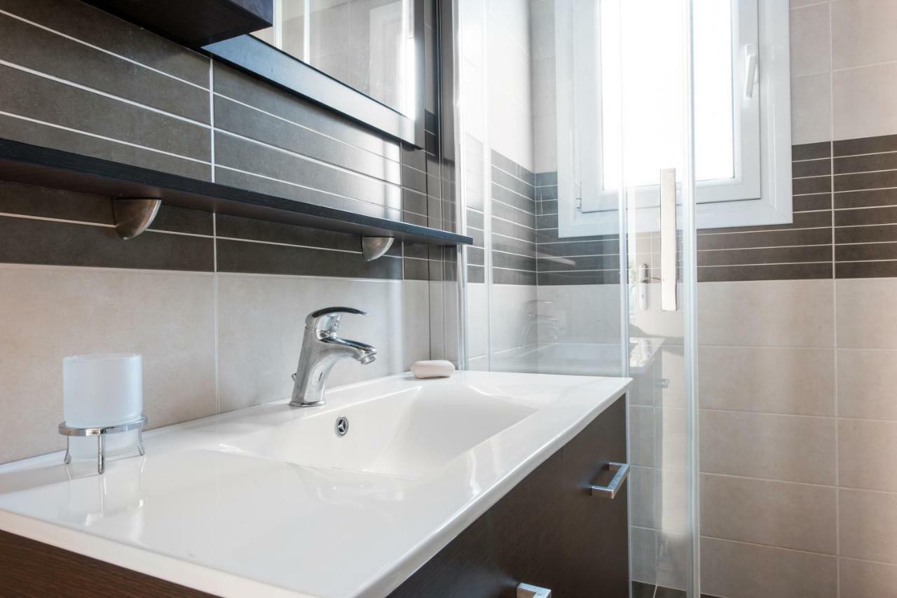 Top Floor Modern Studio In Central Koropi Apartment Exterior foto